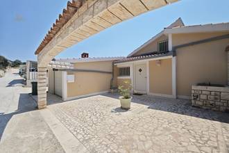 Thumbnail von Villa with swimming pool, sea view, and olive grove, Rogoznica region
