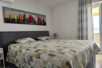 Thumbnail von Villa with three residential units directly by the sea