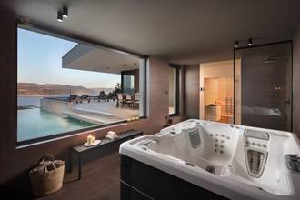 Thumbnail von Modern luxury villa with swimming pool and panoramic sea view