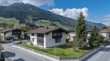 Thumbnail von Country house with mountain view in a peaceful location close to the center