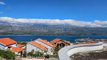 Thumbnail von House with a beautiful view of the Velebit Mountains and the sea