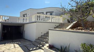 Thumbnail von House with a beautiful view of the Velebit Mountains and the sea