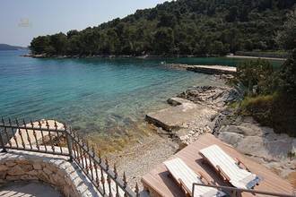 Thumbnail von Mediterranean stone house directly by the sea