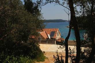 Thumbnail von Mediterranean stone house directly by the sea