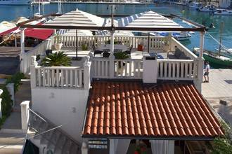 Thumbnail von Mediterranean stone house directly on the seafront