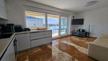 Thumbnail von Penthouse with roof terrace and sea view