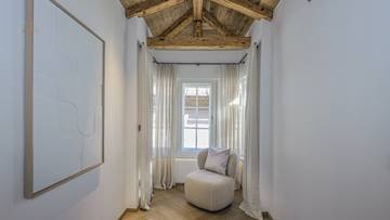 Thumbnail von Exclusive historic villa in the center
