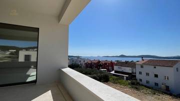 Thumbnail von Modern new-build apartment with sea view