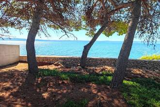 Thumbnail von Mediterranean house directly on the sea
