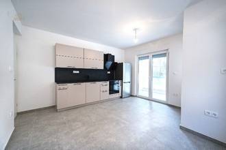 Thumbnail von New apartments on the ground floor, upper floor, and attic near the beach