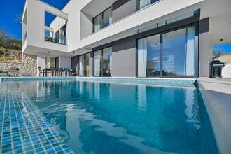 Thumbnail von Modern villa with infinity swimming pool and panoramic view, Trogir region