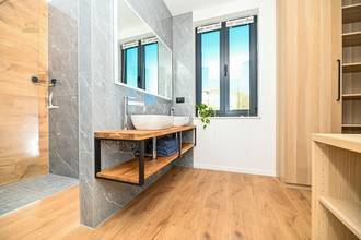Thumbnail von Modern villa with infinity swimming pool and panoramic view, Trogir region
