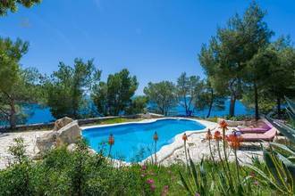 Thumbnail von Exceptional property by the sea