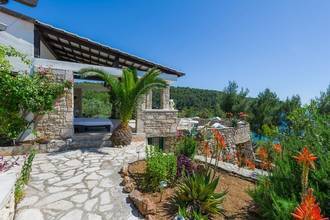 Thumbnail von Exceptional property by the sea