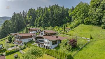 Thumbnail von Property in prime location with building permit for 2 luxury villas
