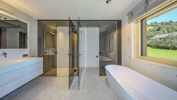 Thumbnail von Exclusive new build apartment with a breathtaking view