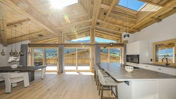 Thumbnail von Luxury penthouse in a sunny prime location with panoramic view