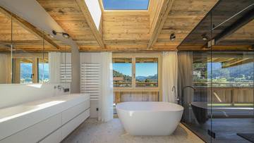 Thumbnail von Luxury penthouse in a sunny prime location with panoramic view