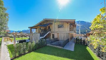 Thumbnail von Luxury penthouse in a sunny prime location with panoramic view