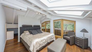 Thumbnail von Secondary residence in a peaceful location with a breathtaking view
