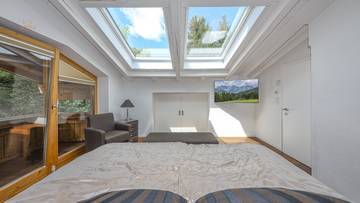 Thumbnail von Secondary residence in a peaceful location with a breathtaking view