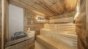Thumbnail von Secondary residence in a peaceful location with a breathtaking view
