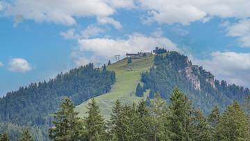 Thumbnail von Secondary residence in a peaceful location with a breathtaking view