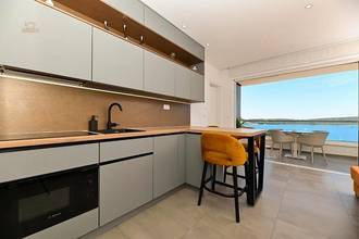 Thumbnail von Luxurious penthouse with rooftop terrace and sea view