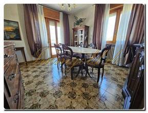 Thumbnail von Separate, detached villa in the San Bernardino region