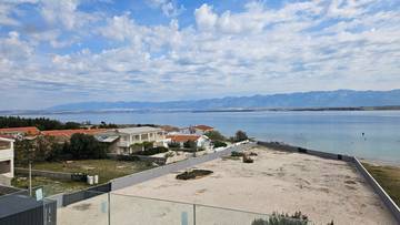 Thumbnail von Modern villa with roof terrace near the beach