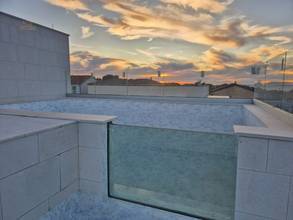 Thumbnail von Modern villa with roof terrace near the beach