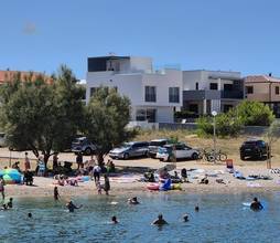 Thumbnail von Modern villa with roof terrace near the beach