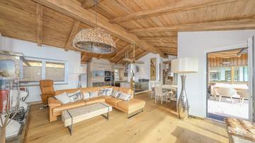 Thumbnail von Luxury penthouse with a recreational residence and unobstructed panoramic view