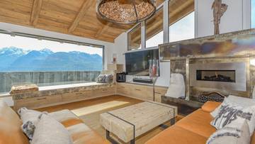 Thumbnail von Luxury penthouse with a recreational residence and unobstructed panoramic view
