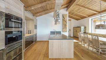 Thumbnail von Luxury penthouse with a recreational residence and unobstructed panoramic view