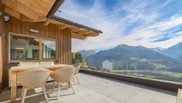 Thumbnail von Luxury penthouse with a recreational residence and unobstructed panoramic view