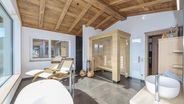 Thumbnail von Luxury penthouse with a recreational residence and unobstructed panoramic view