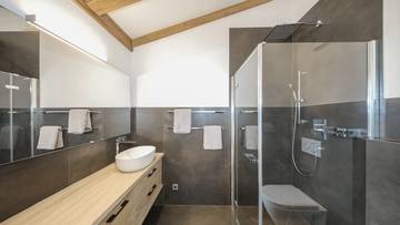 Thumbnail von Luxury penthouse with a recreational residence and unobstructed panoramic view