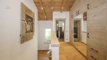 Thumbnail von Luxury penthouse with a recreational residence and unobstructed panoramic view