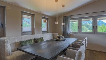 Thumbnail von Exclusive penthouse with a stripe view directly at the golf course