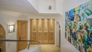 Thumbnail von Exclusive semi-detached house in sunny prime location