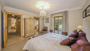 Thumbnail von Exclusive semi-detached house in sunny prime location
