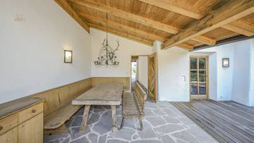 Thumbnail von Exclusive semi-detached house in sunny prime location