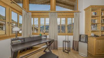 Thumbnail von Exclusive semi-detached house in sunny prime location
