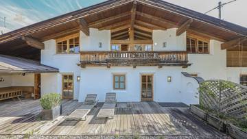 Thumbnail von Exclusive semi-detached house in sunny prime location