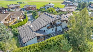 Thumbnail von Exclusive semi-detached house in sunny prime location