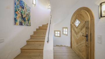 Thumbnail von Exclusive semi-detached house in sunny prime location