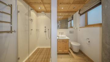 Thumbnail von Exclusive semi-detached house in sunny prime location