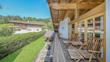 Thumbnail von Exclusive semi-detached house in sunny prime location