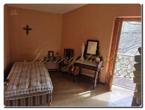 Thumbnail von Your private retreat in beautiful nature, detached villa with park in Viola to renovate